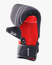 Brave Oversized Bag Gloves