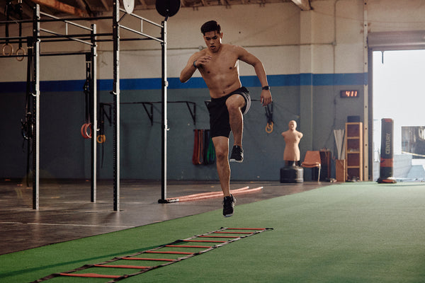 Man doing cardio in gym