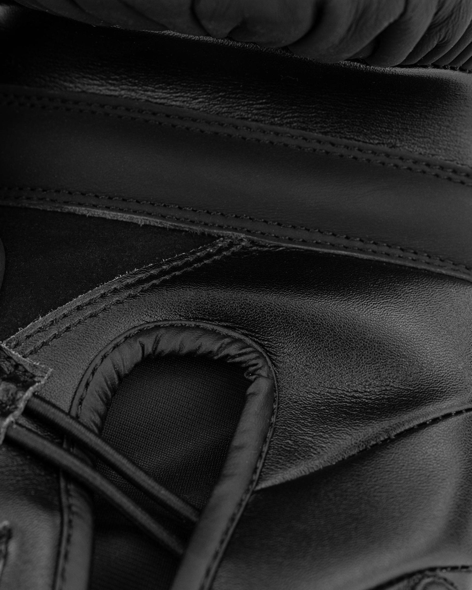 Creed Lace up Boxing Gloves